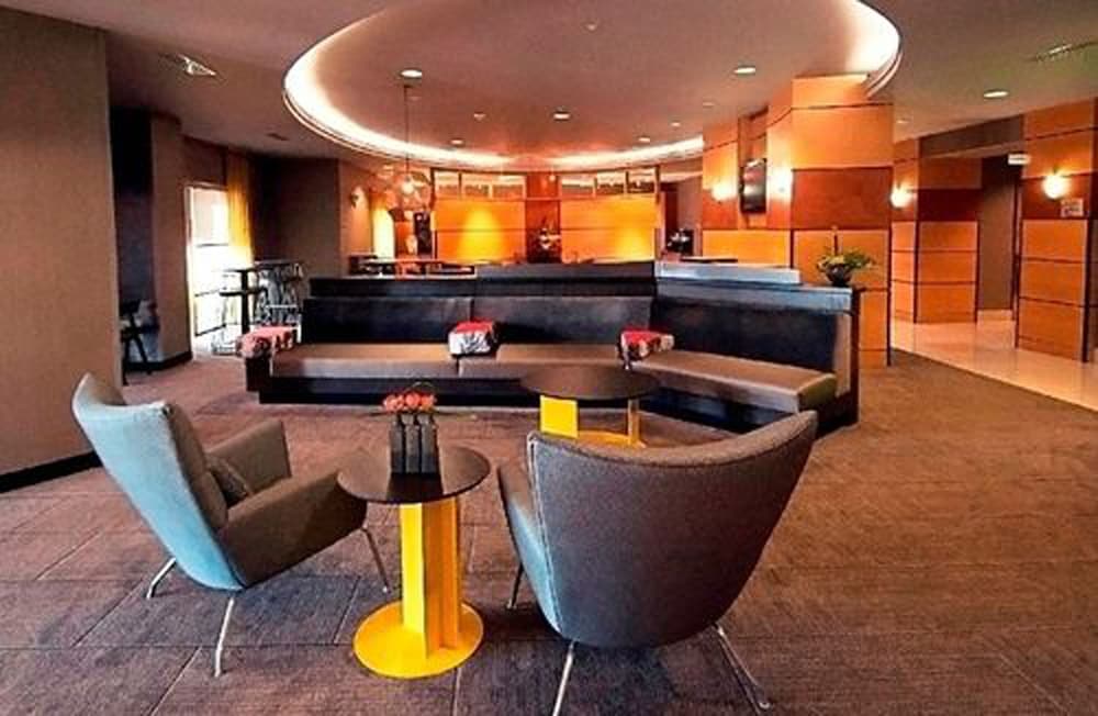 Springhill Suites by Marriott Louisville Airport 40/48