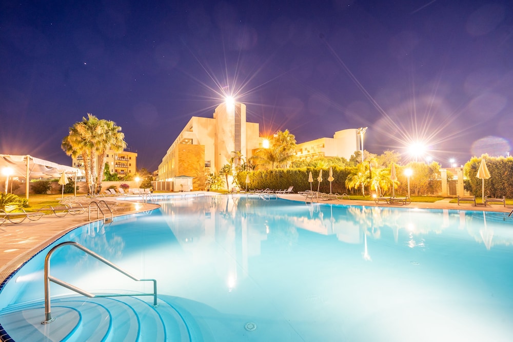 Capo Peloro Resort 37/43