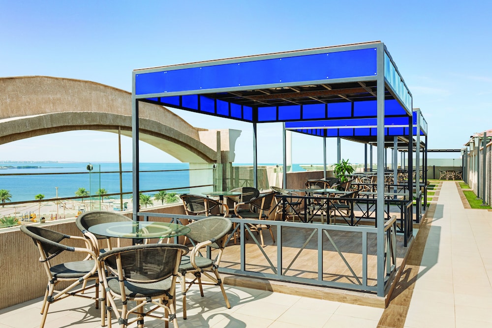 فندق هوارد جونسون الدمام(Howard Johnson by Wyndham Dammam) 37/43