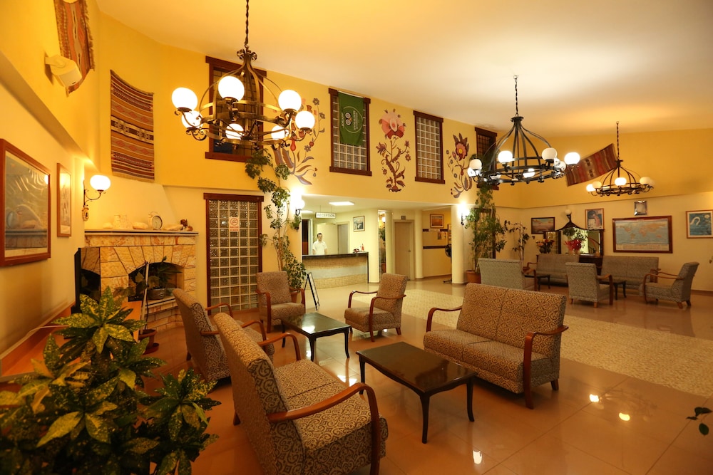 Mavruka Hotel 34/60