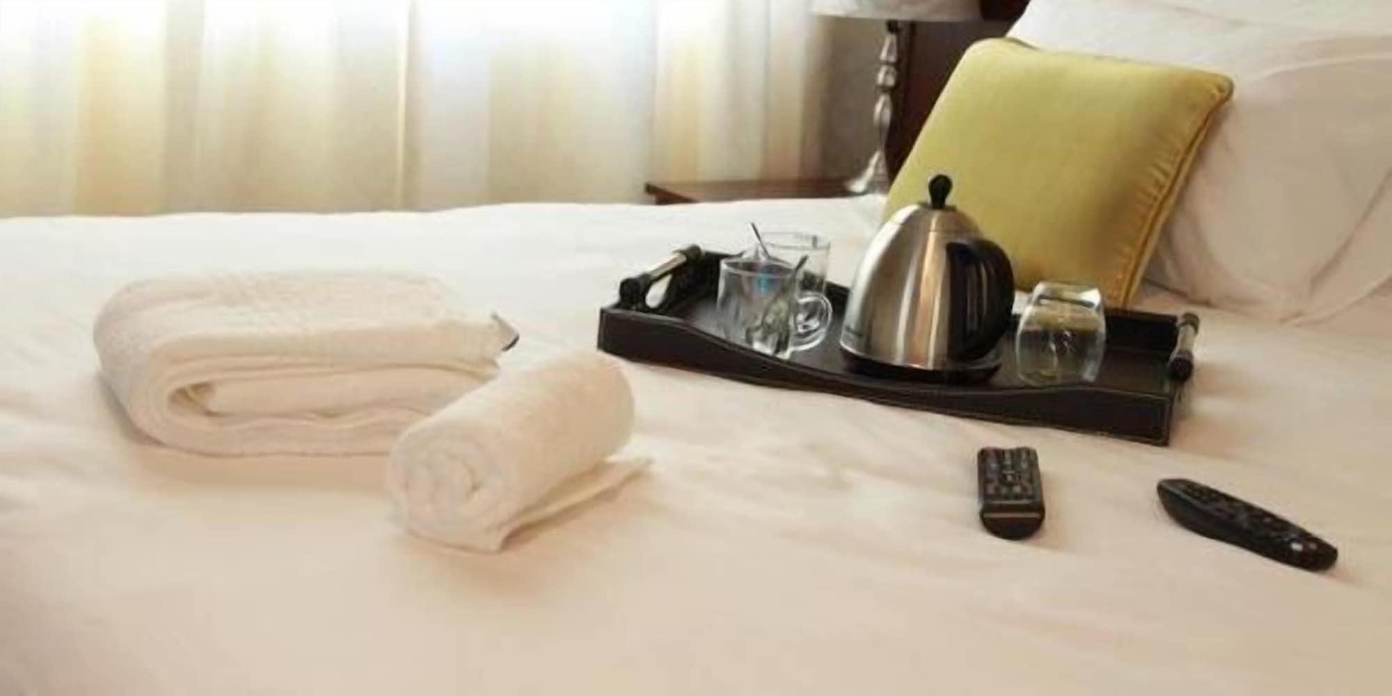 1St Class Manor B&B 14/23