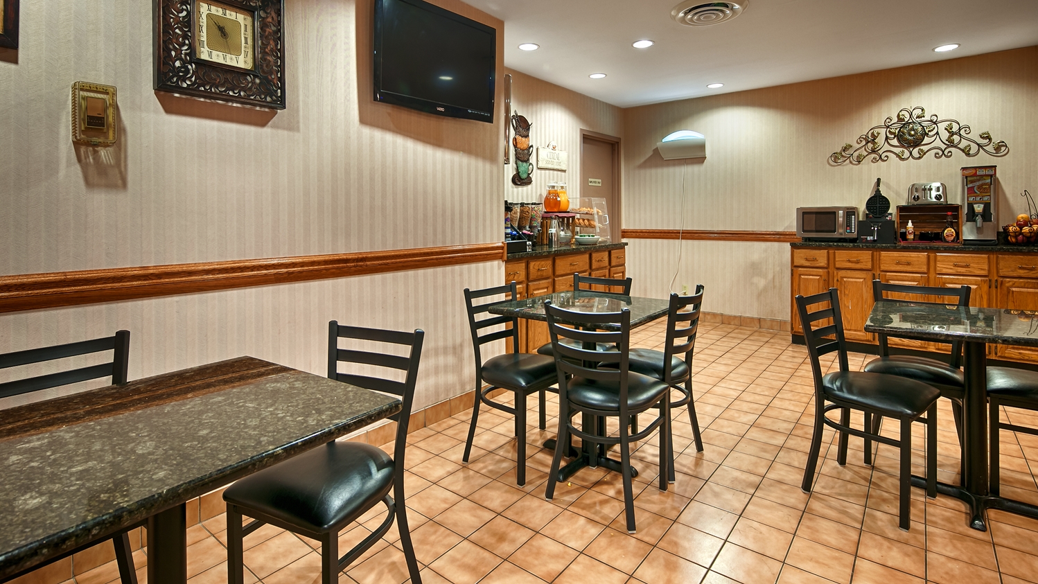 Baymont by Wyndham Chester IL 19/21