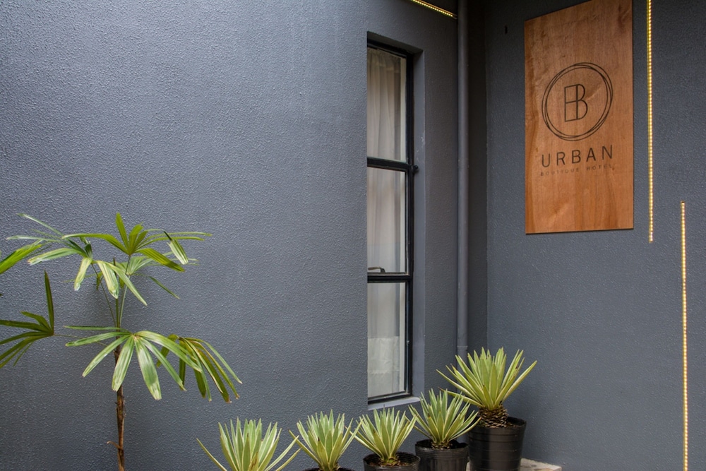 Urban Boutique Hotel 3/40