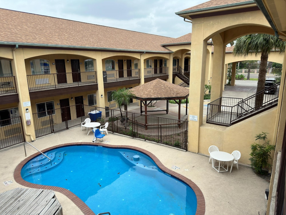 Texas Inn and Suites - Rio Grande Valley 57/62