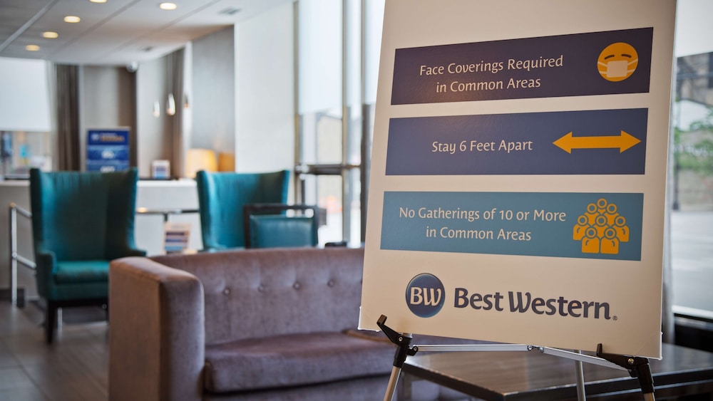 Best Western River North Hotel 33/48