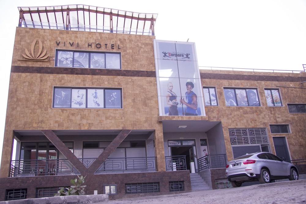 Vivi Hotel 4/45