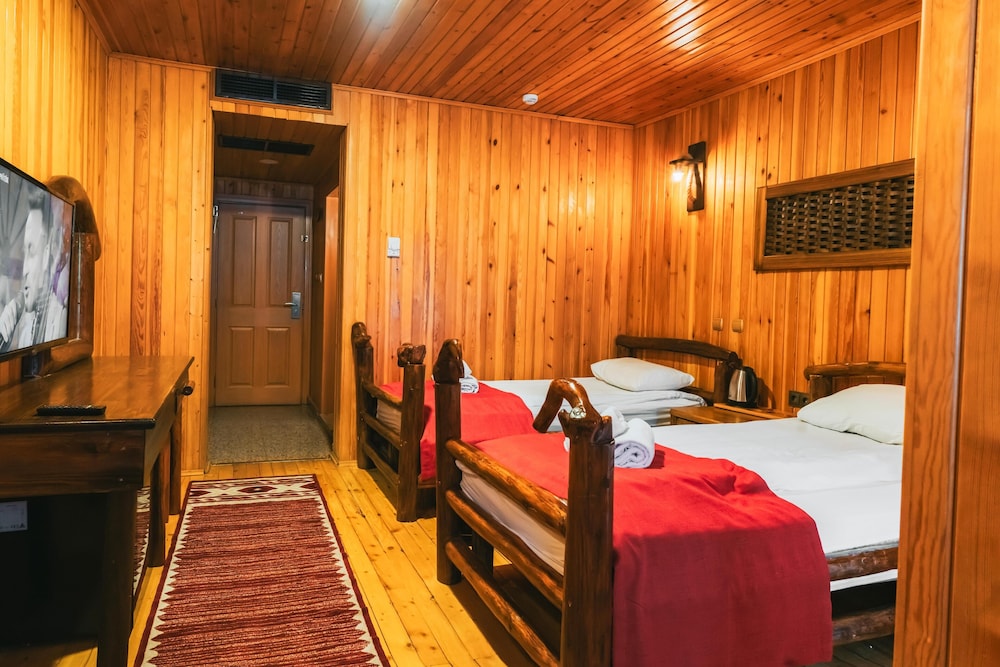 Inan Kardesler Hotel 40/61