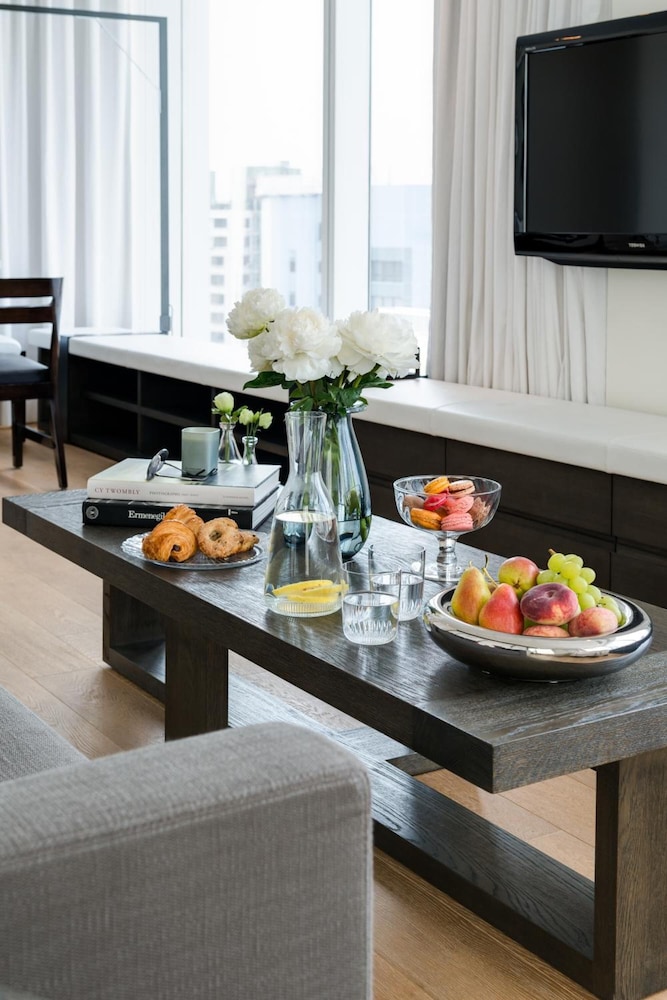 THE JERVOIS 44/50