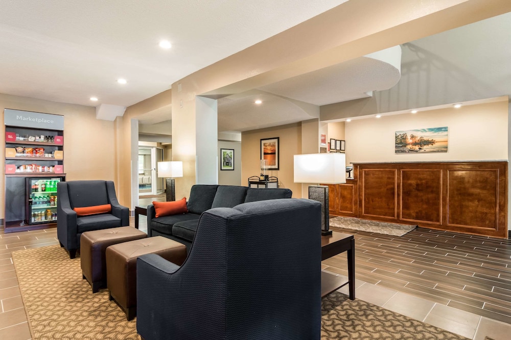 Comfort Suites Eufaula North 11/51