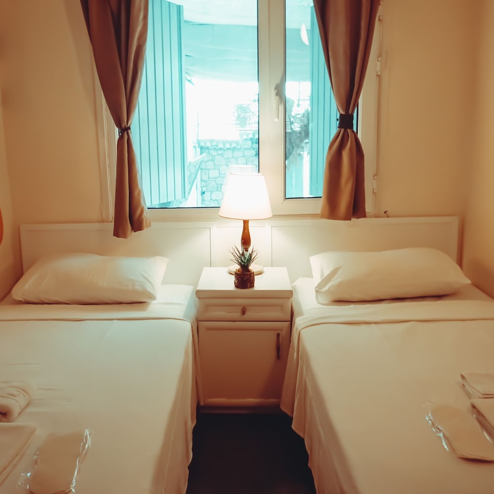 Merlara Otel Alacati 11/21