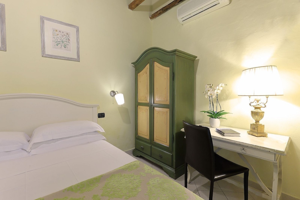 RELAIS LAVAGNINI 9/42