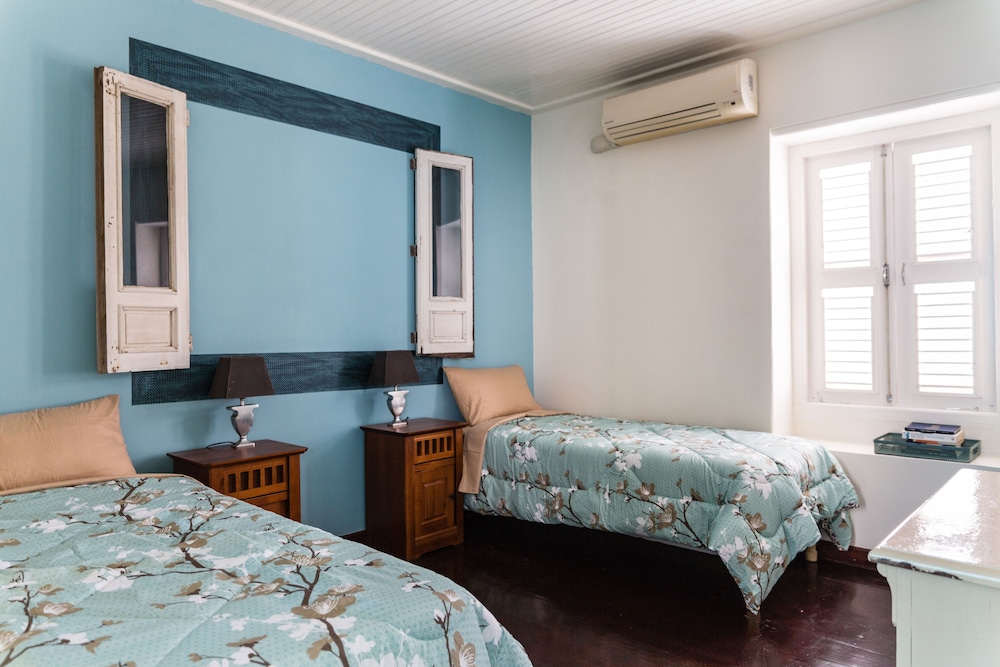 Bario Hotel 24/50