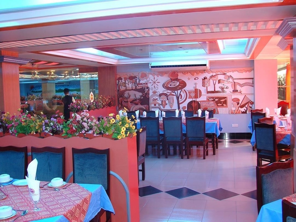 Grand Prince Hotel 30/49