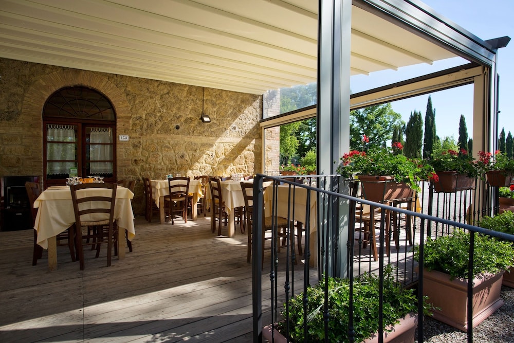 Agriturismo San Galgano 44/50