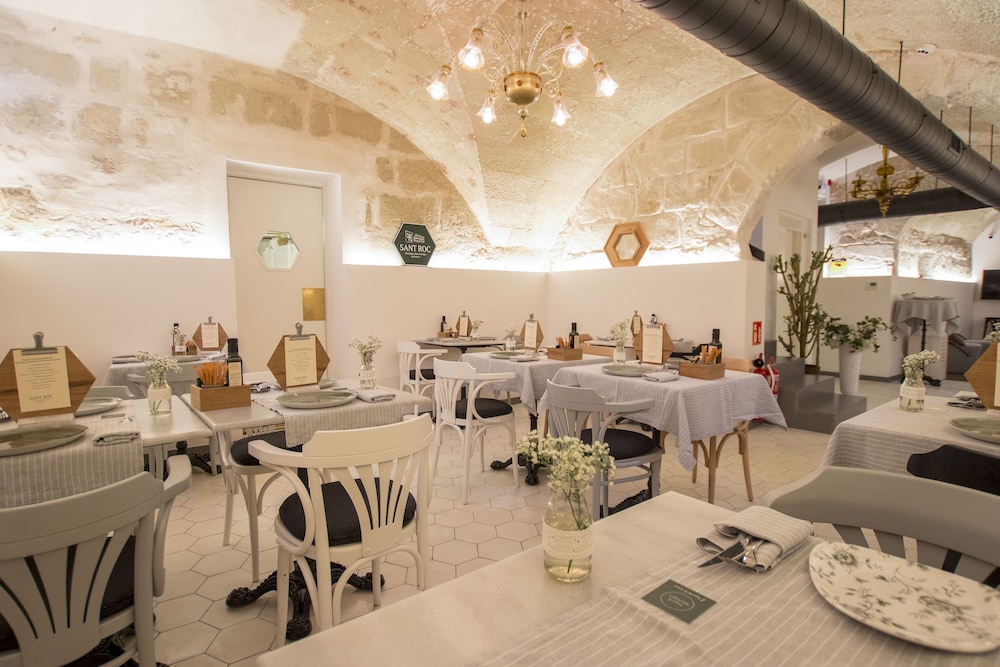 Boutique Hotel Sant Roc and Spa 38/50
