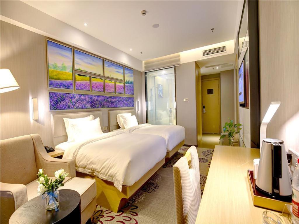 Lavande Hotel (Chengdu Dafeng Shixi Park Metro Station) 18/39