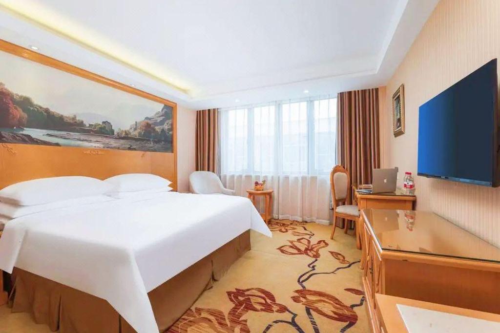 Vienna Hotel (Weihai North High-Speed Railway Station Bathing Beach Shandong University), Weihai 14/23