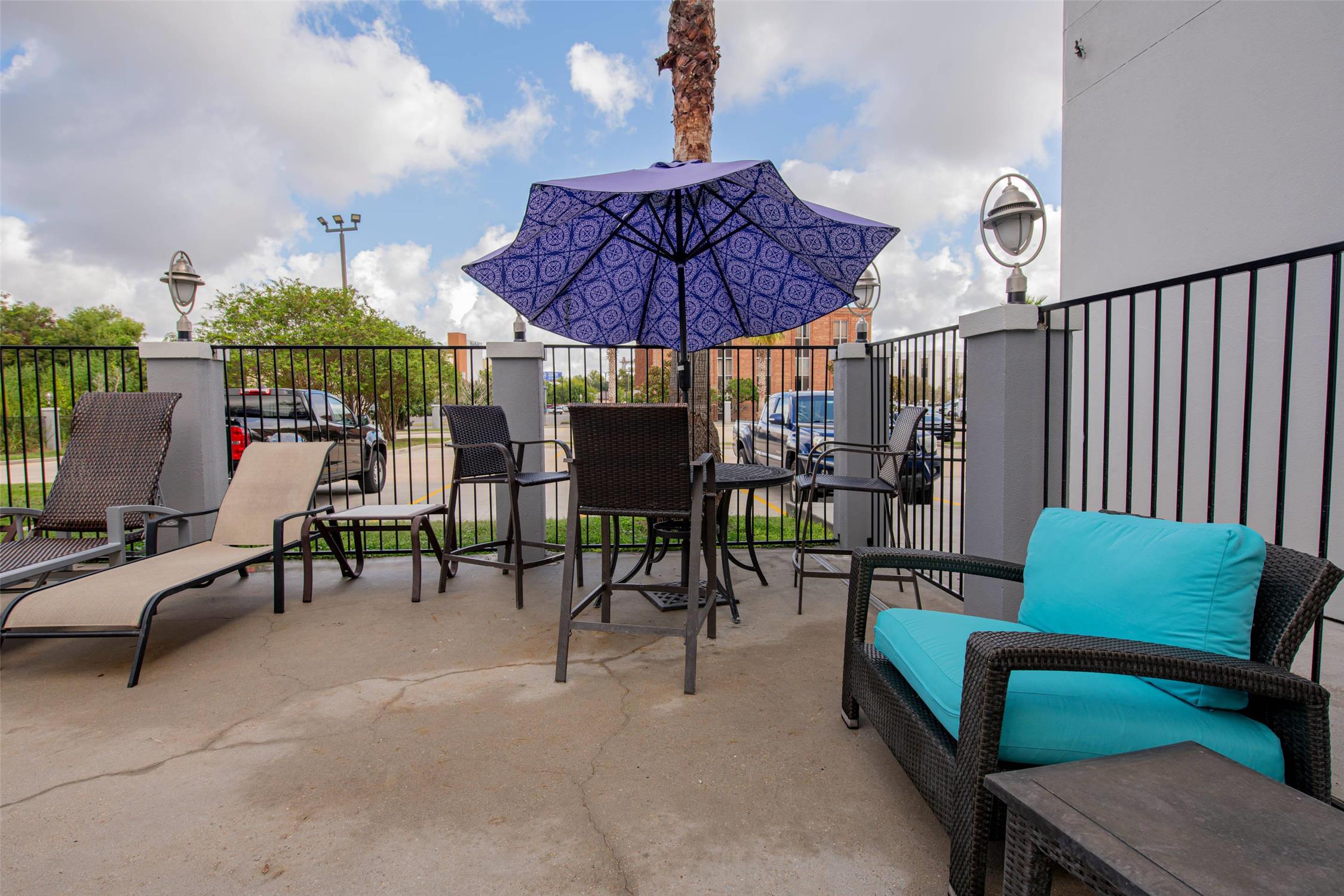 Comfort Suites Oil Center 34/60