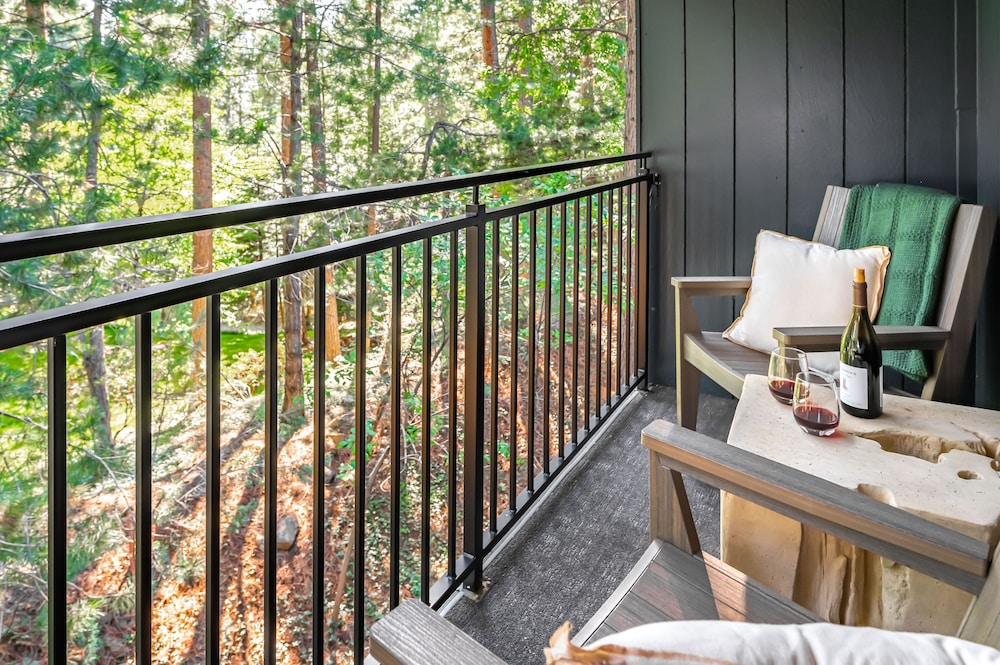 Parkside Inn at Incline 28/57