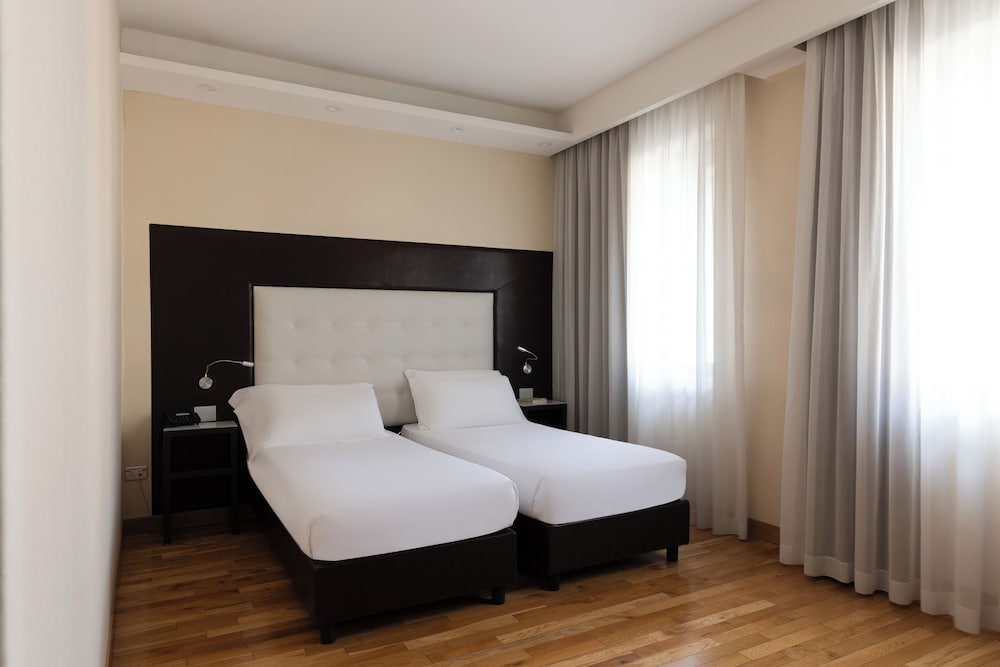 Hotel Royal Caserta 7/50