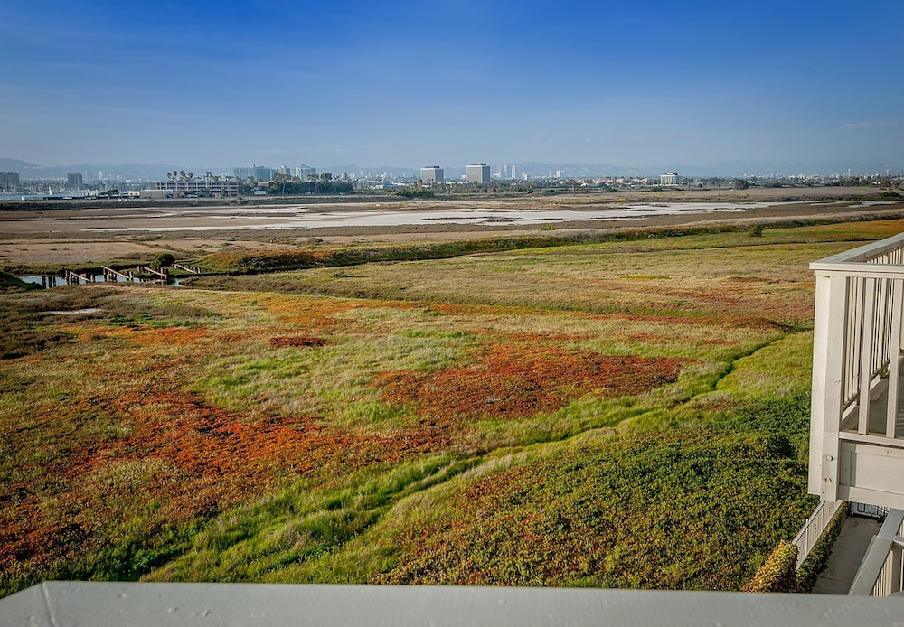 Inn At Playa Del Rey 41/51