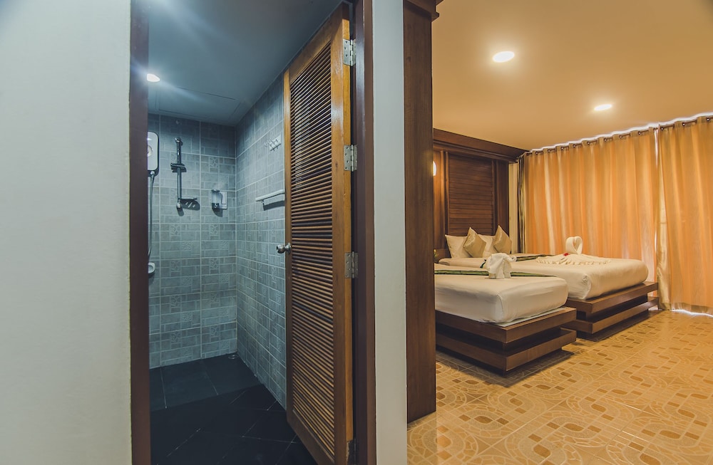 Lanta Nice Beach House 23/48