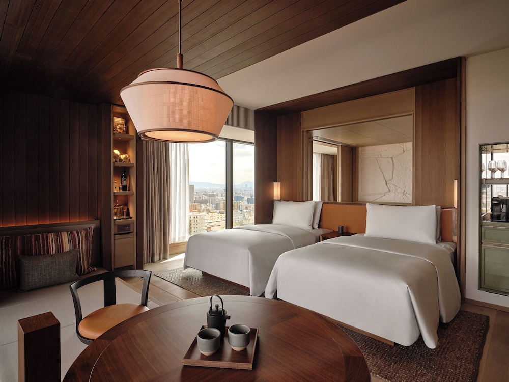 Urban, Suite, 2 Double Beds, Oak Castle View