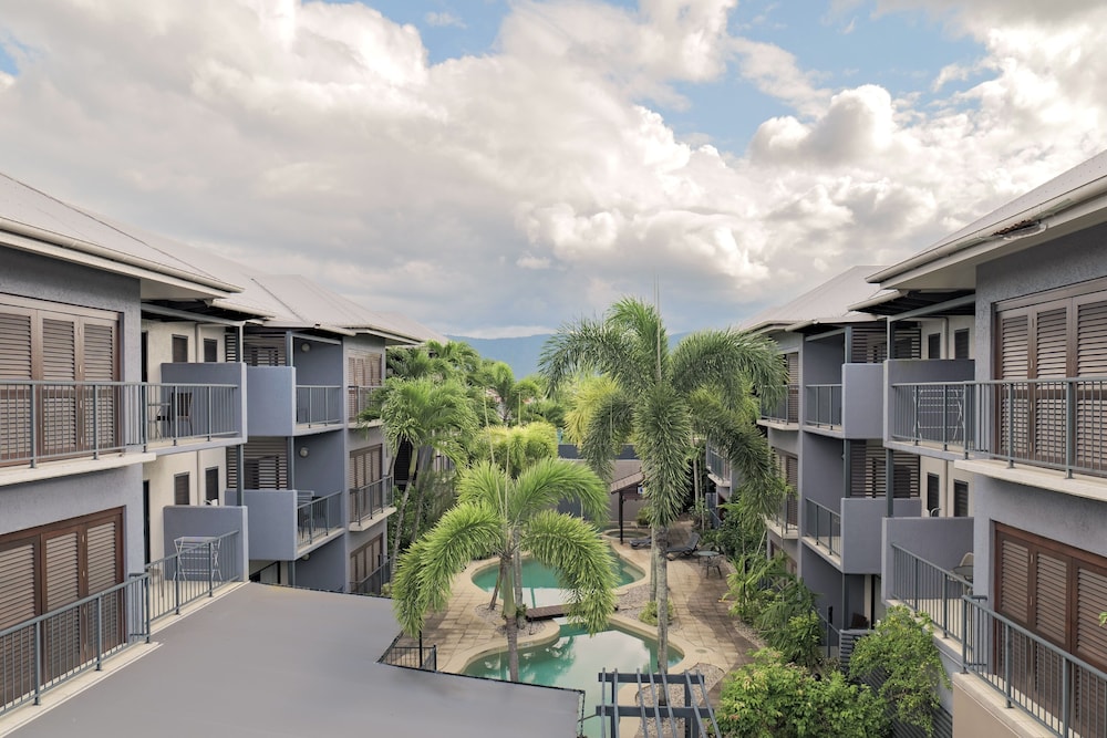 Southern Cross Atrium Apartments 8/56