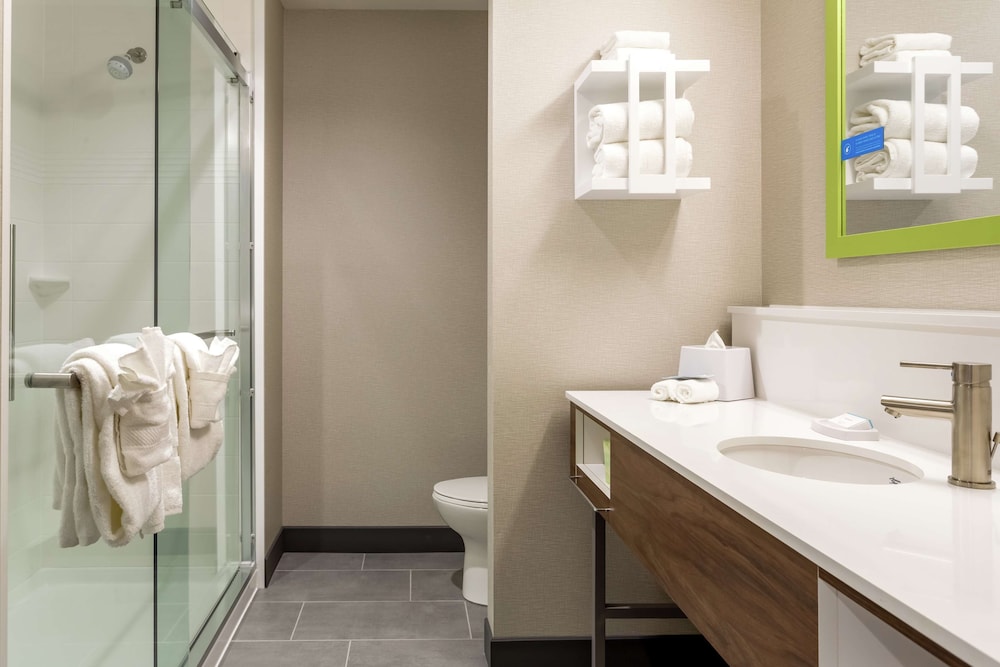 Hampton Inn Madison Oh 18/58