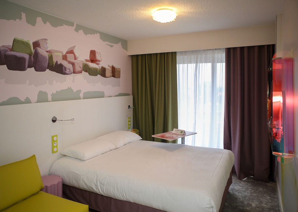 Ibis Styles Frejus Saint-Raphael 16/72