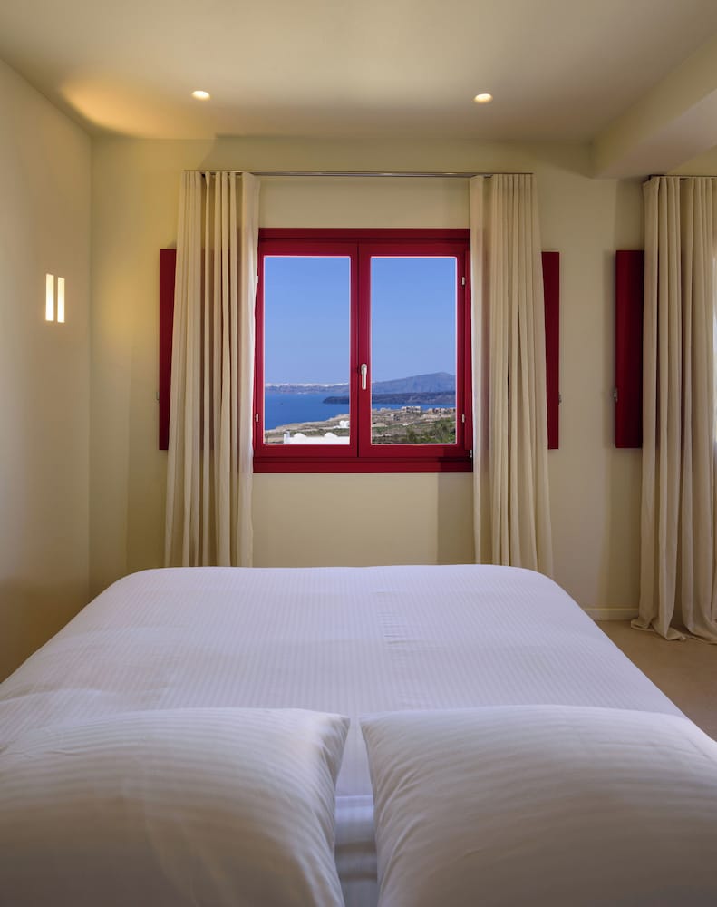 Potnia Theron Suites 25/79
