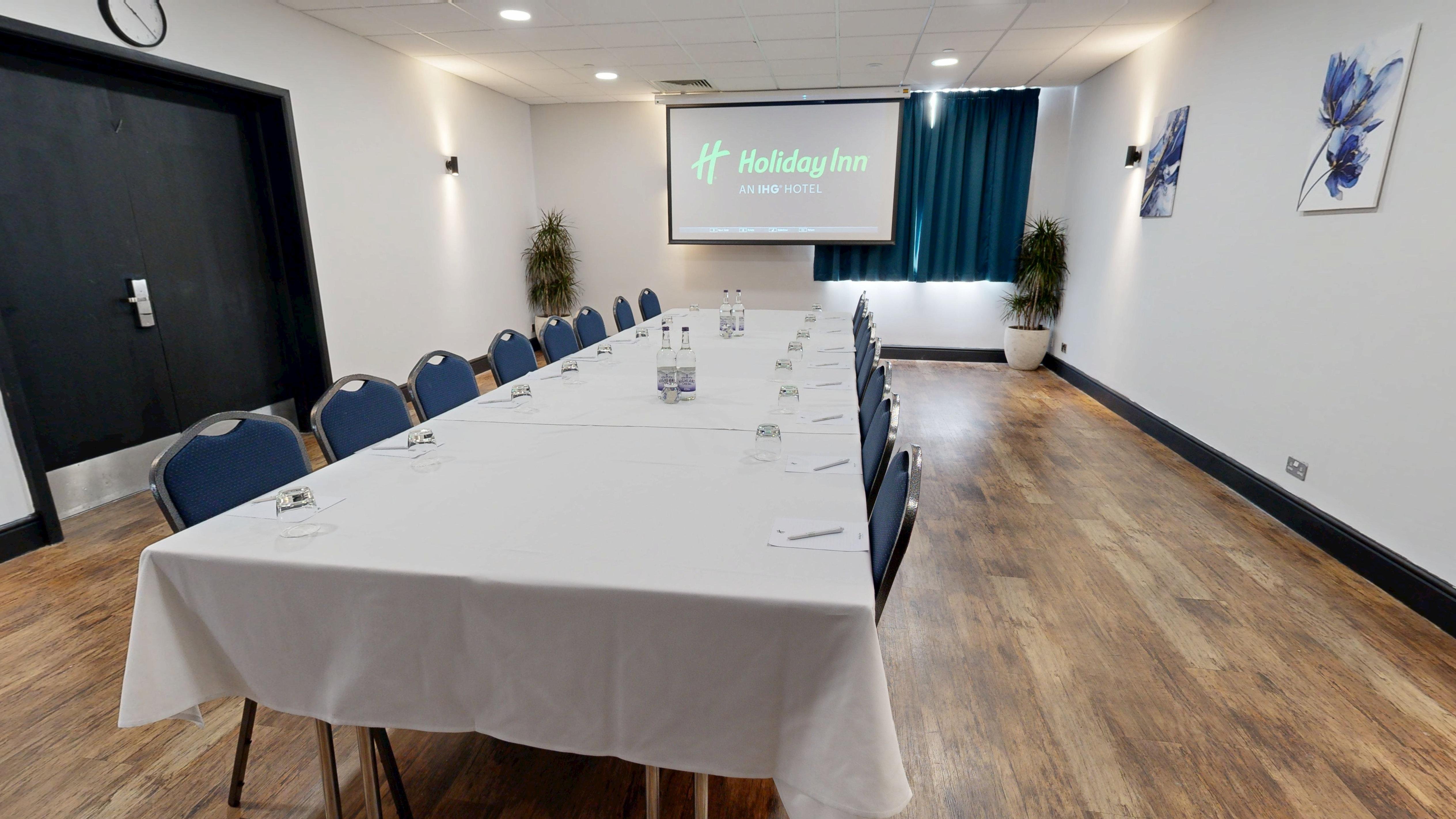 Holiday Inn Kenilworth 32/50