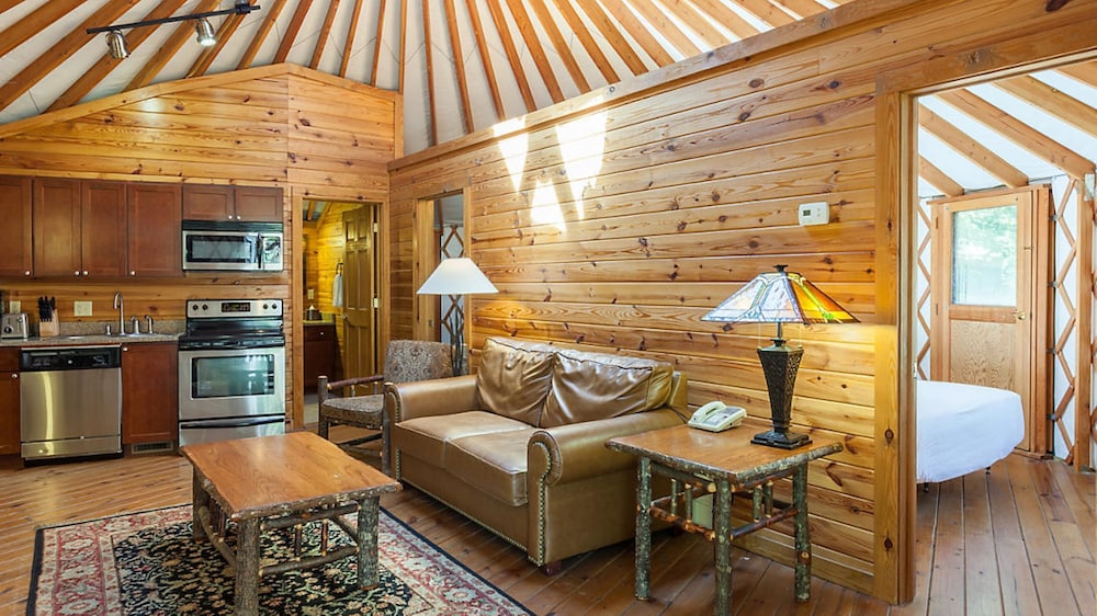 Bluegreen Vacations Shenandoah Crossing, an Ascend Collection Resort 30/47