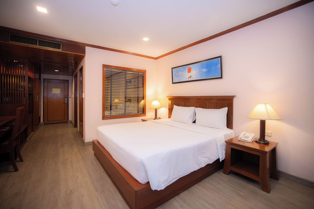 Baumanburi Hotel 26/67