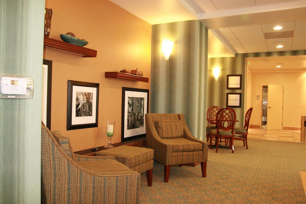 Hampton Inn Brentwood 33/50