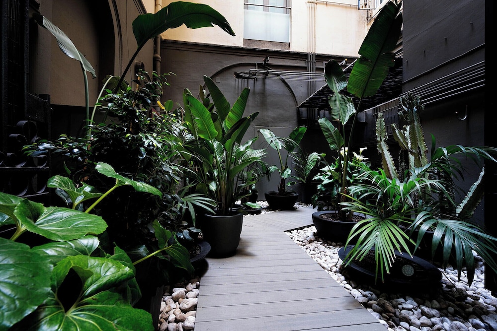 chic&basic Born Boutique Hotel 33/39