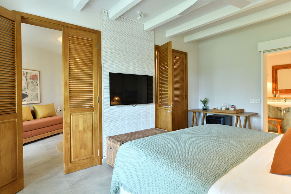 غرفة بريفيليج بسرير مزدوج وسرير فردي، Veranda Grand Baie Hotel and Spa 2/8