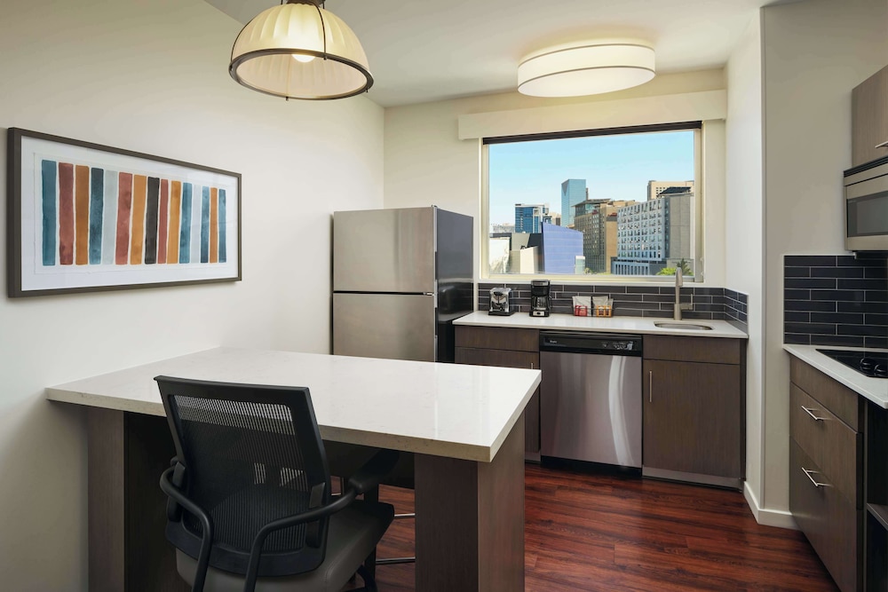 Hyatt House Atlanta Downtown 40/50