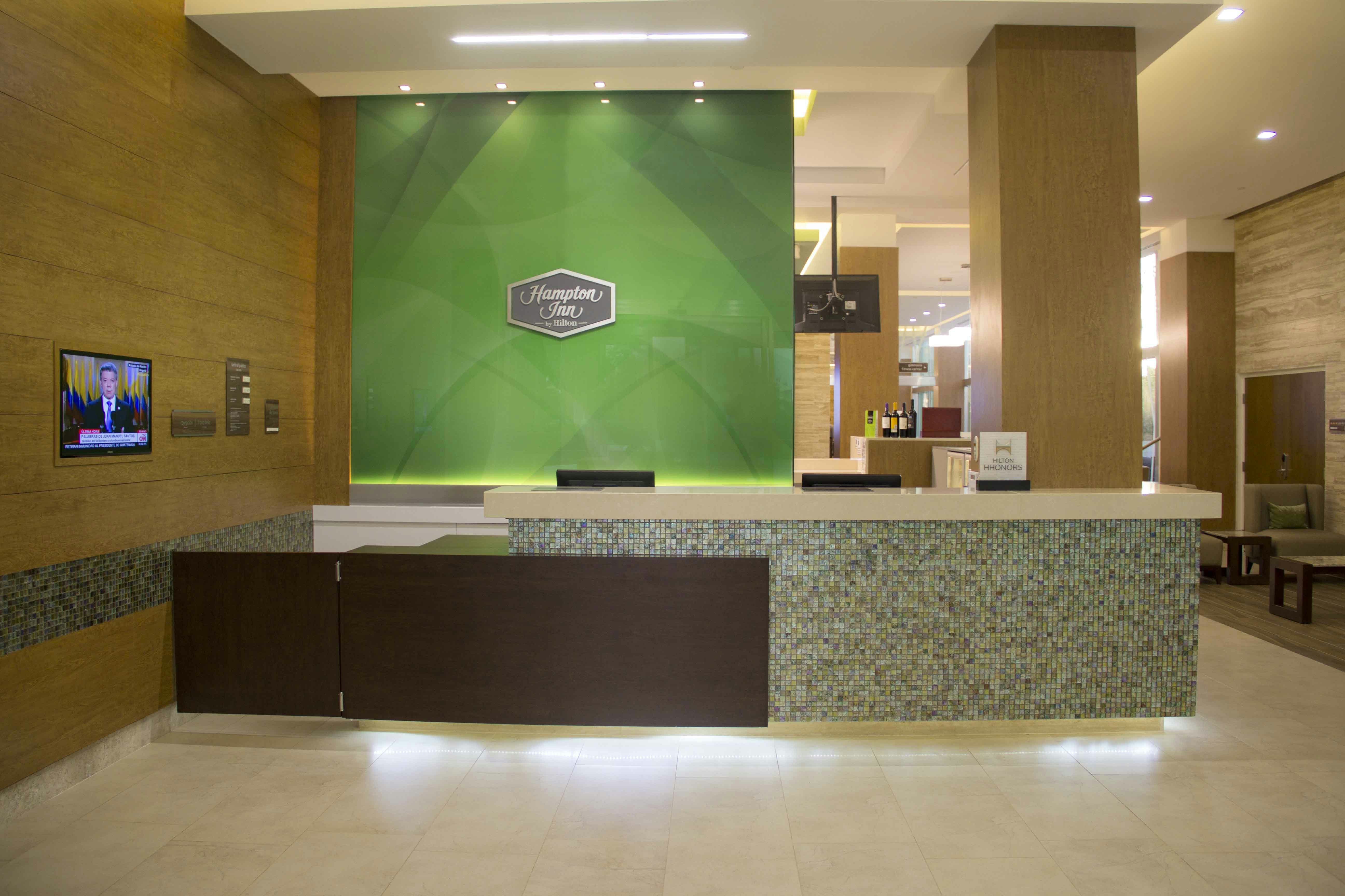 Hampton Inn by Hilton Merida 3/40