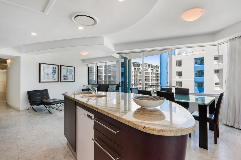 Mantra Sirocco Mooloolaba 48/57