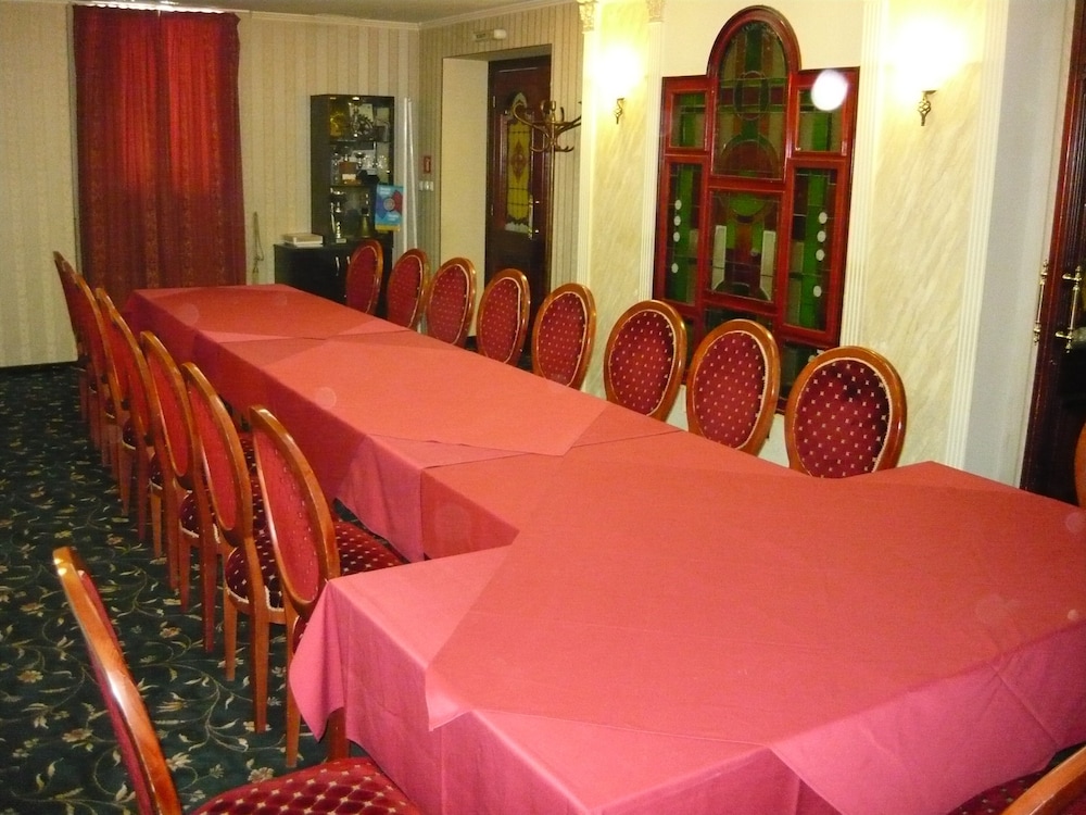Anna Palace 34/50