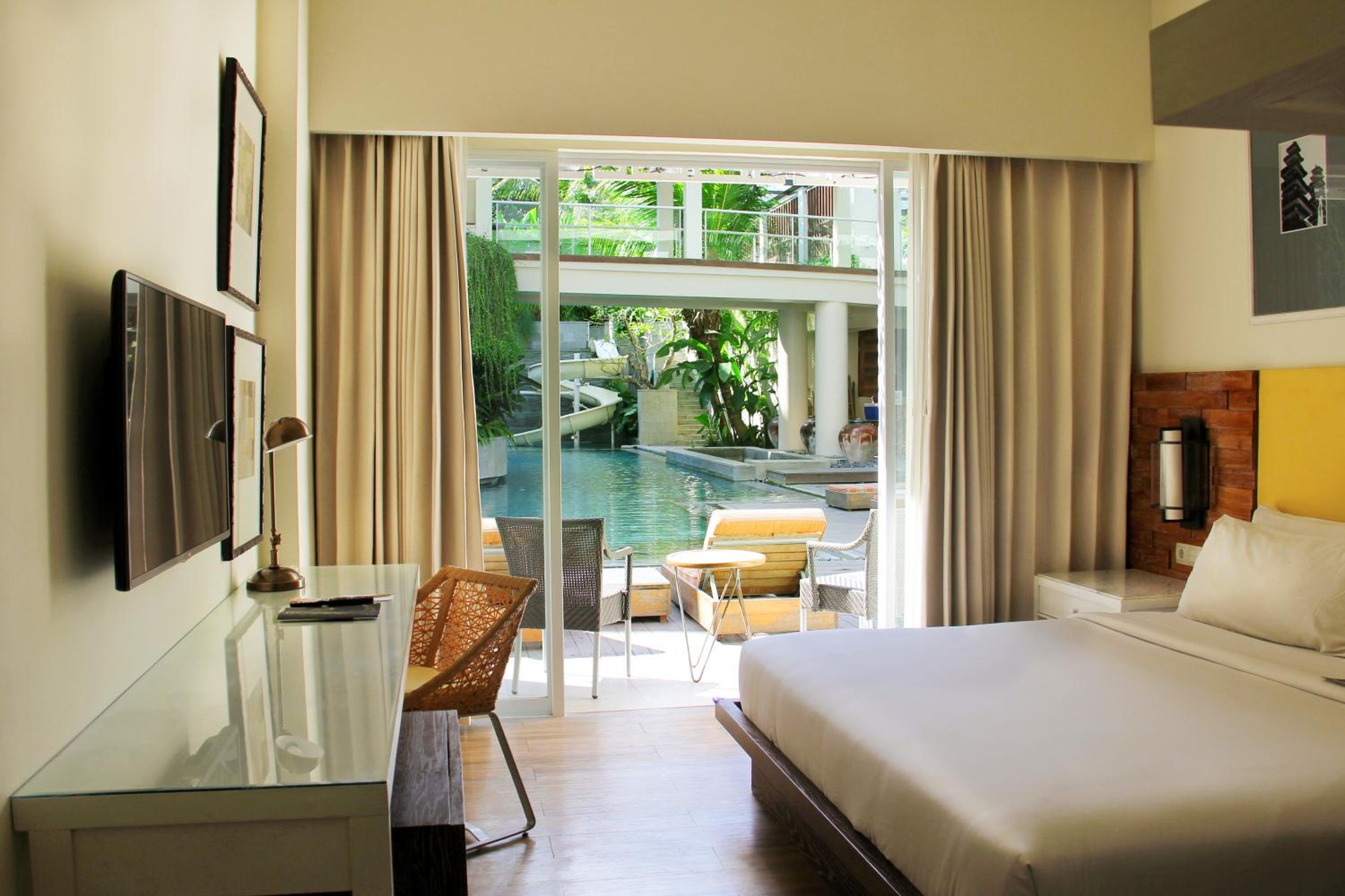Deluxe, Double Bed, Pool Access