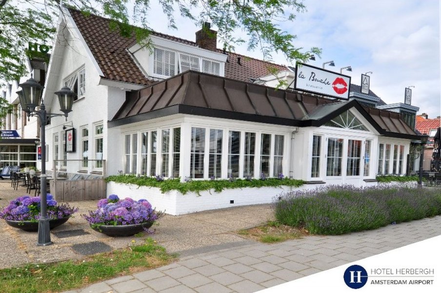 Hotel Herbergh Amsterdam Airport 1/30