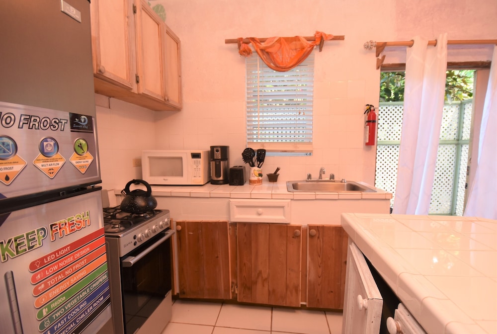 THE SUGAR APPLE BED AND BREAKFAST 22/50