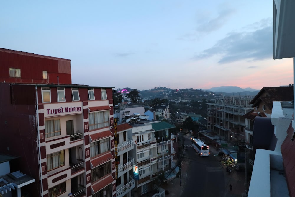 Mai Hoang Hotel 7/70