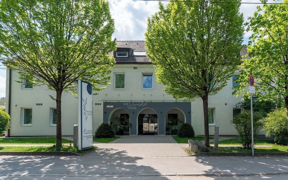 Das Schreder Hotel 40/49