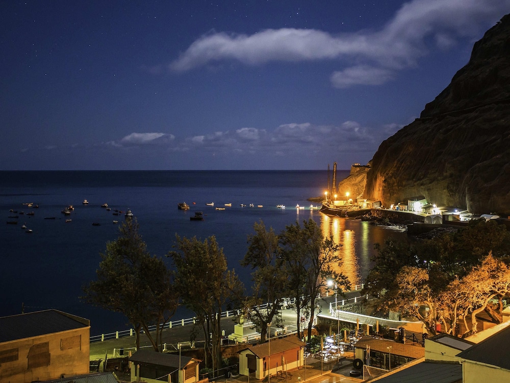 Mantis St Helena 42/48