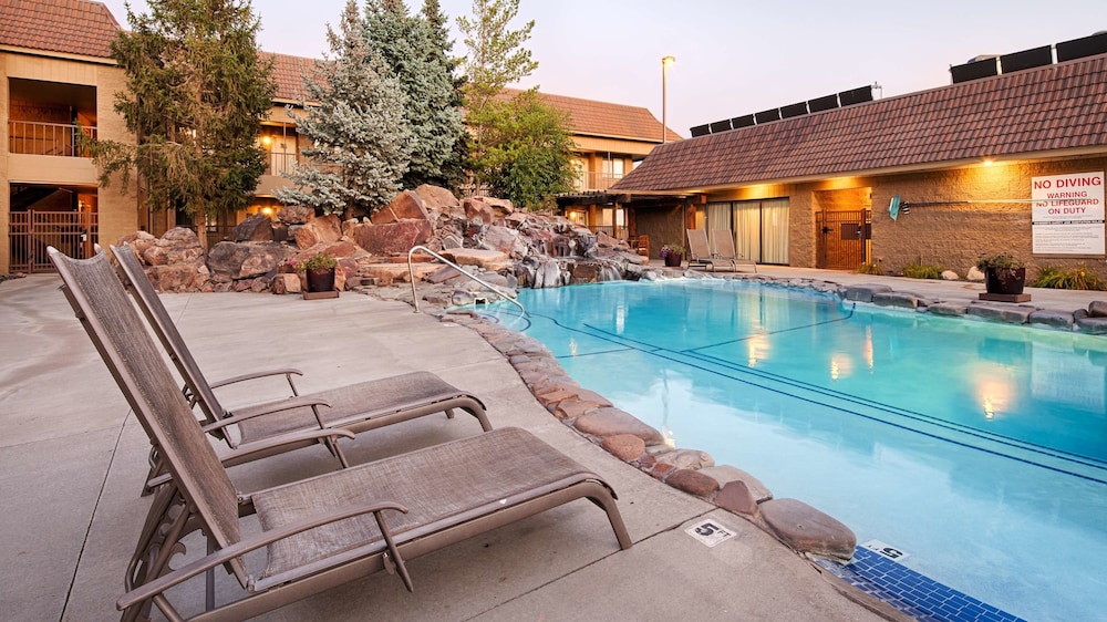 Best Western Foothills Inn 1/49