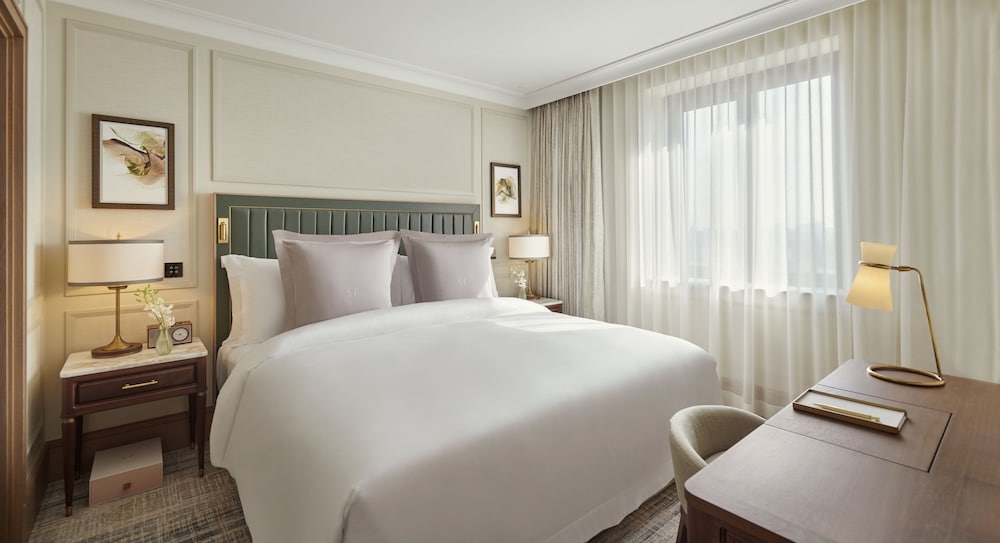 Jumeirah Carlton Tower London 10/46