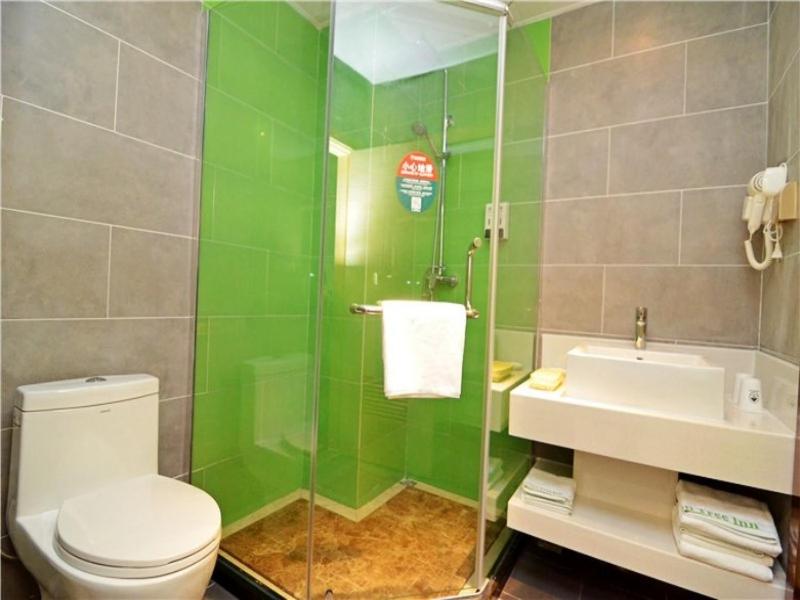 GreenTree Inn XiAn Xincheng District Raily Station Wukou Metro Station Hotel 45/49
